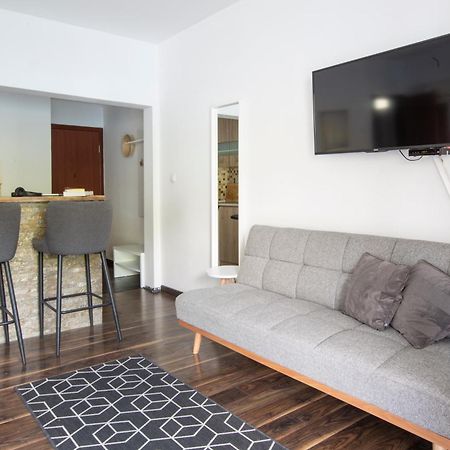 Apartments Maxhit تيفات المظهر الخارجي الصورة